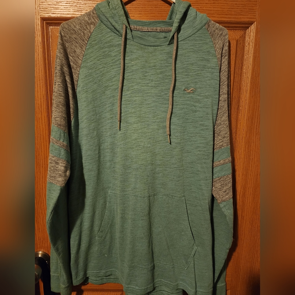 Men's long sleeve shirt with hoodie